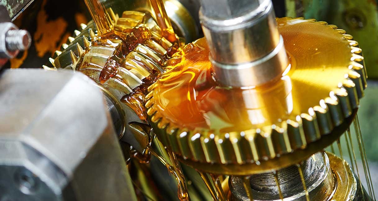 How to Select the Right Gear Oils for Your Construction Equipment
