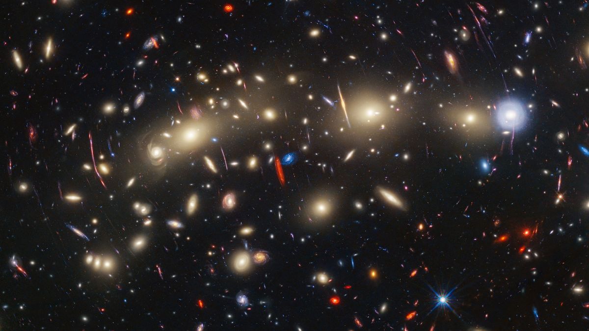 Night Sky Olbers – The Universe Episodes Explores Cosmic Light and Darkness
