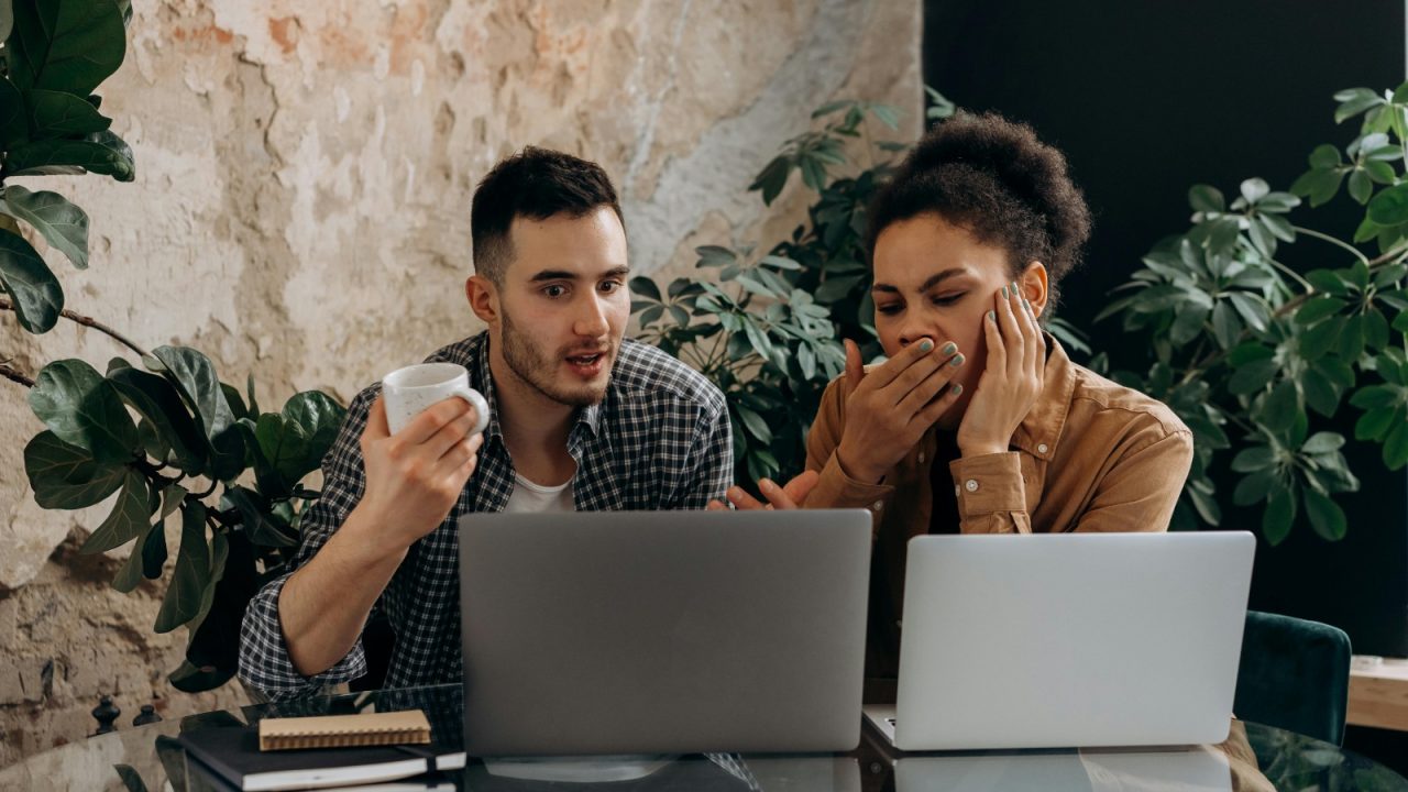 Apprenticeships UK vs. College: Which Path to Choose?