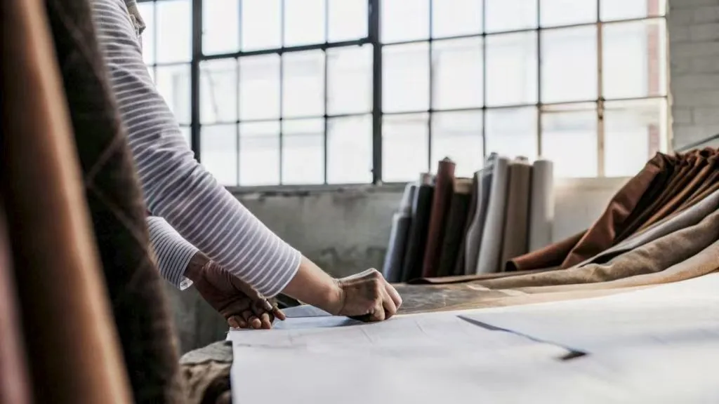 Top Clothing Manufacturers for Startups in 2025